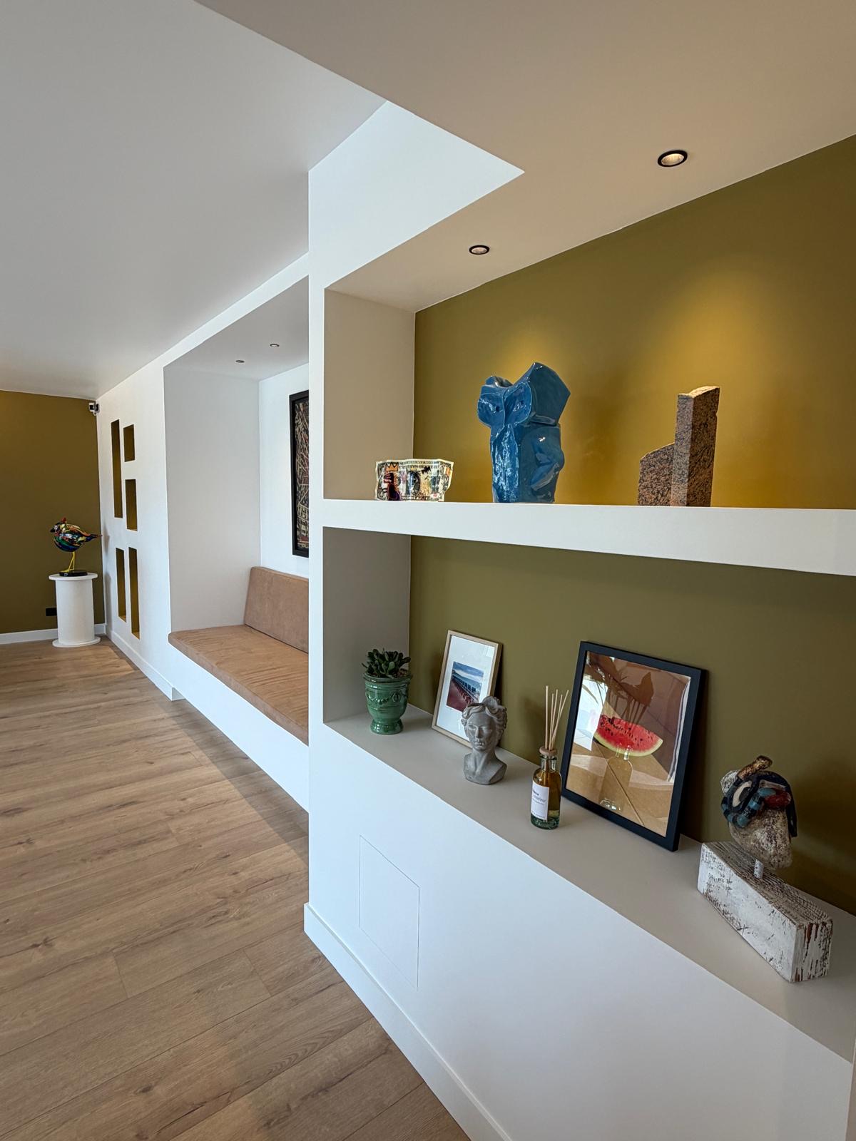 Couloir du cabinet du Docteur Luini à Cagnes-sur-Mer